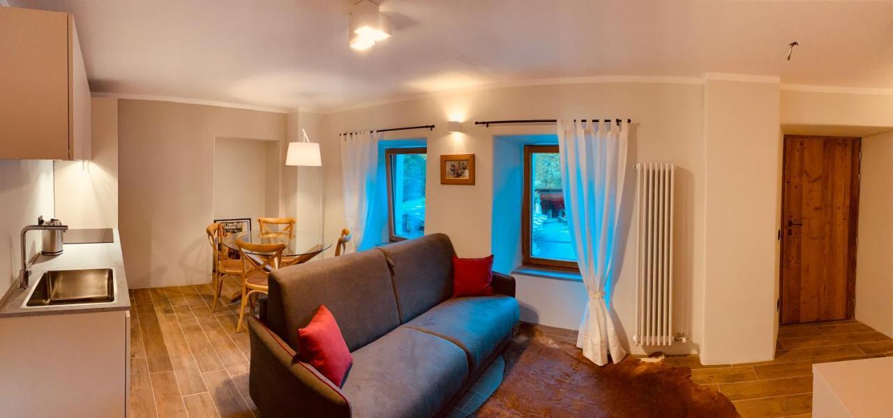 Ferienwohnung Lo Micho - Le Four Des Alpes Rhemes-Saint-Georges Exterior foto